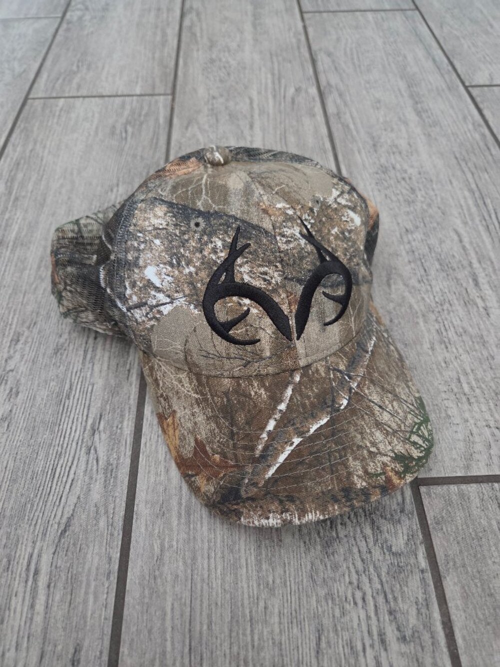 Realtree Camo Antler Logo Mesh Trucker Snapback Hat OSFM